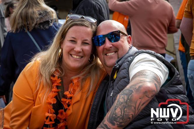 ’t Harde kleurt oranje, gezelligheid op z’n best tijdens Koningsdag 2026! - &copy; NWVFoto.nl